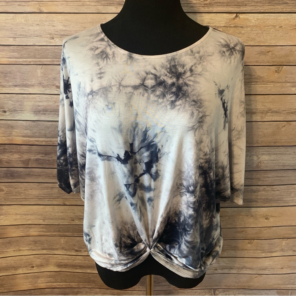Karen Kane Top